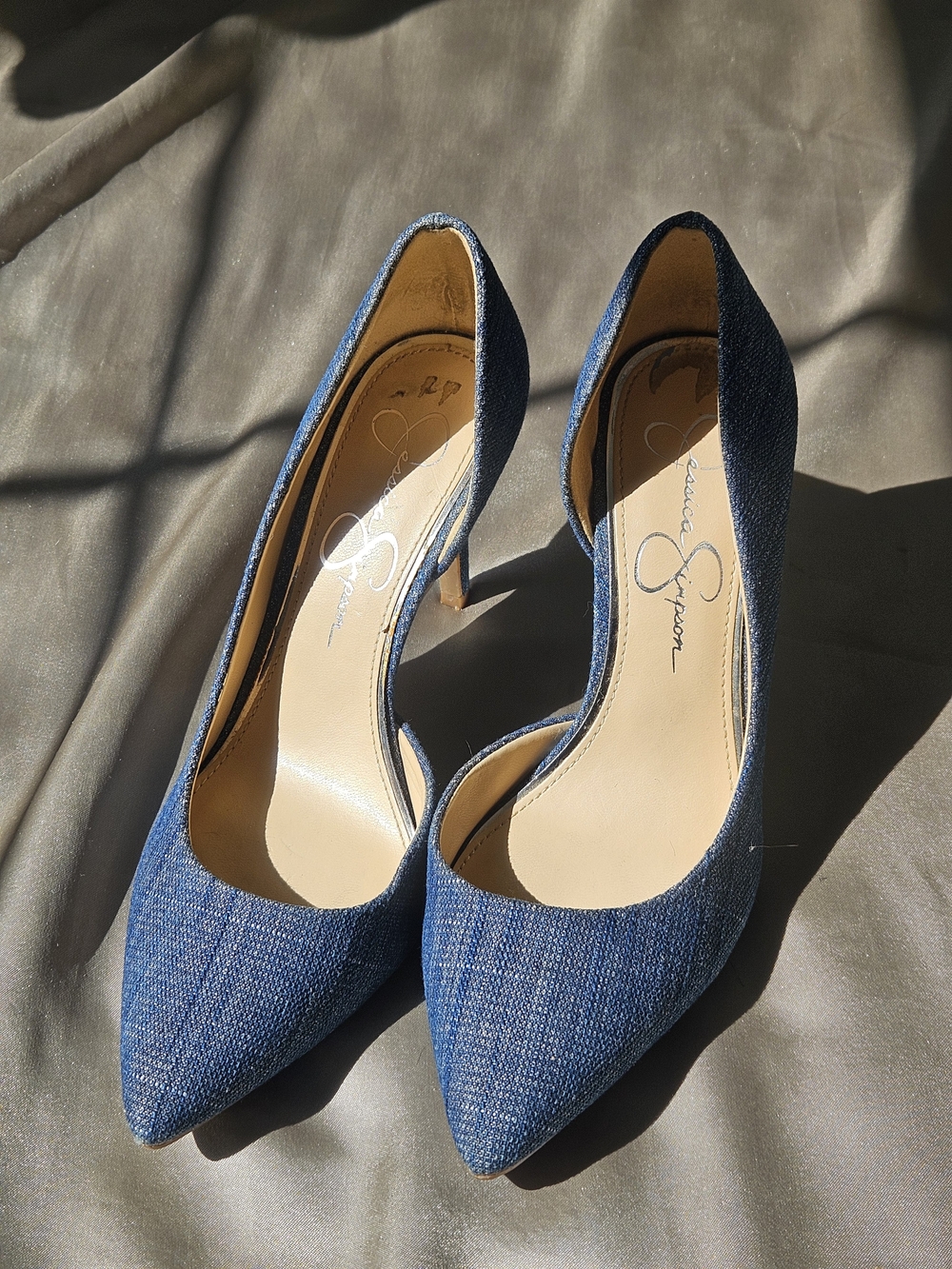 Jessica Simpson Blue Denim Pointed-Toe Pumps Size 7.5